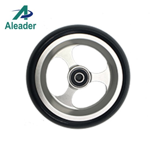 Lamedad tasuta ratastooli rattad